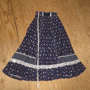 Beautiful Vintage Gunne Sax Maxi Skirt